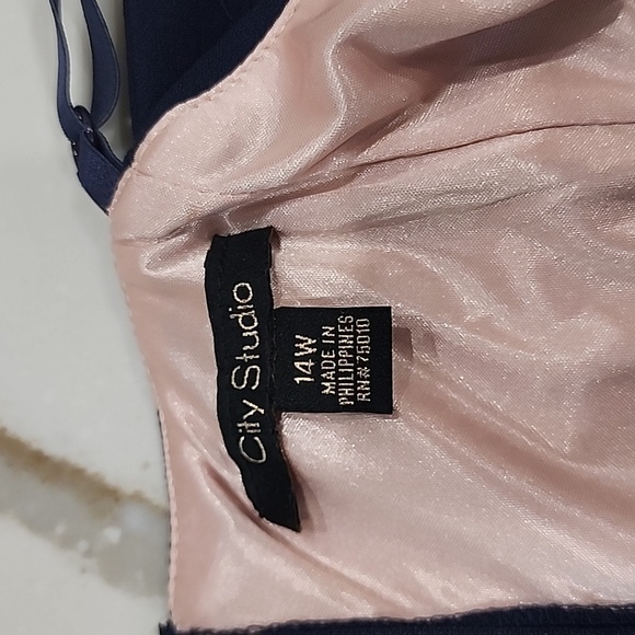 City Studio Navy cold shoulder cocktail dress, size 14W - Picture 4 of 7